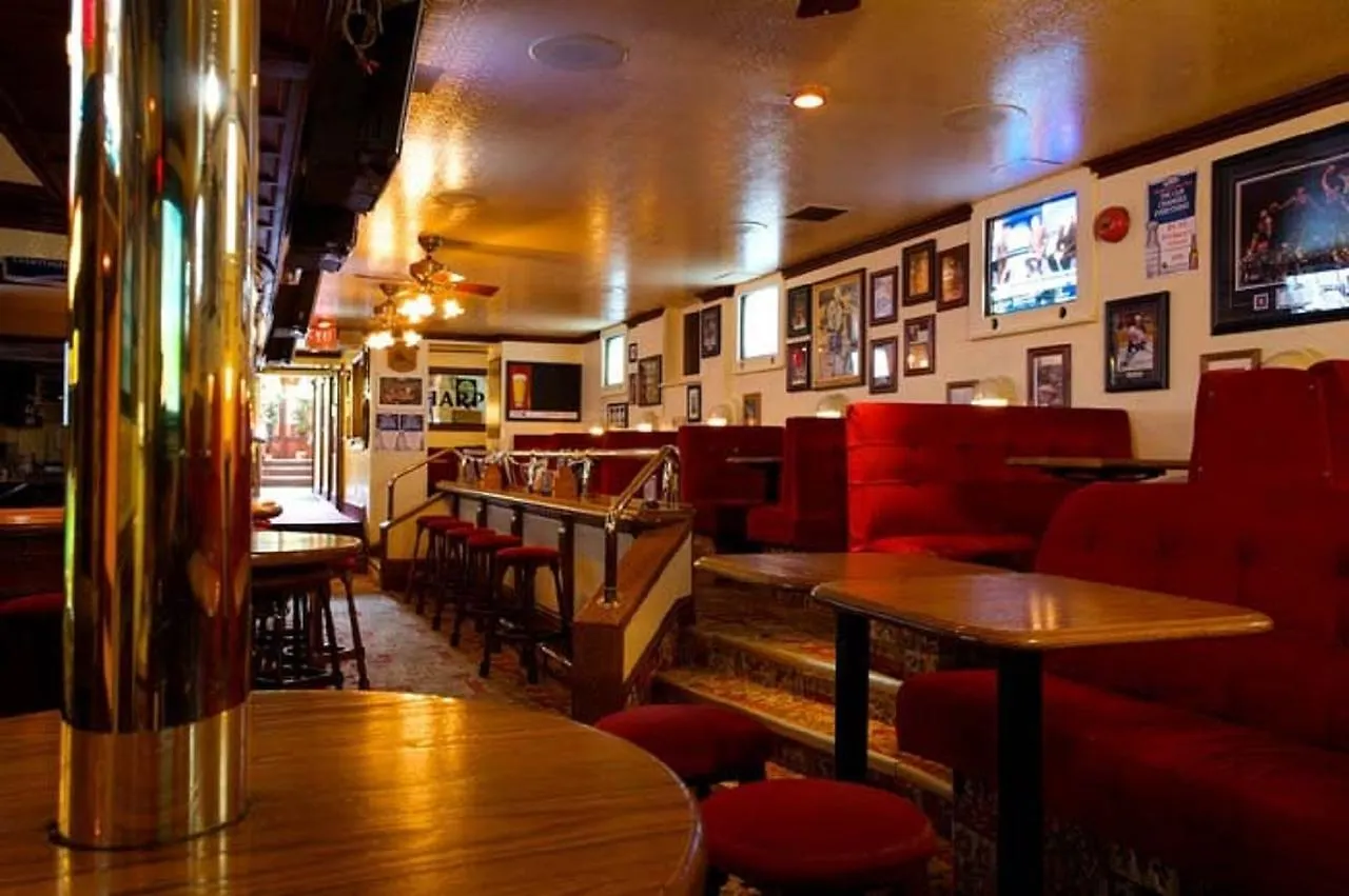 Madison Manor Boutique Hotel Toronto